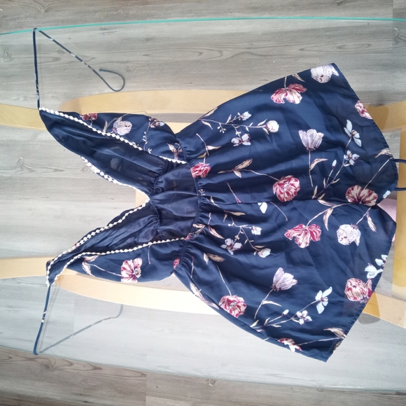 Tobi Navy Floral Romper - Picture 3 of 3